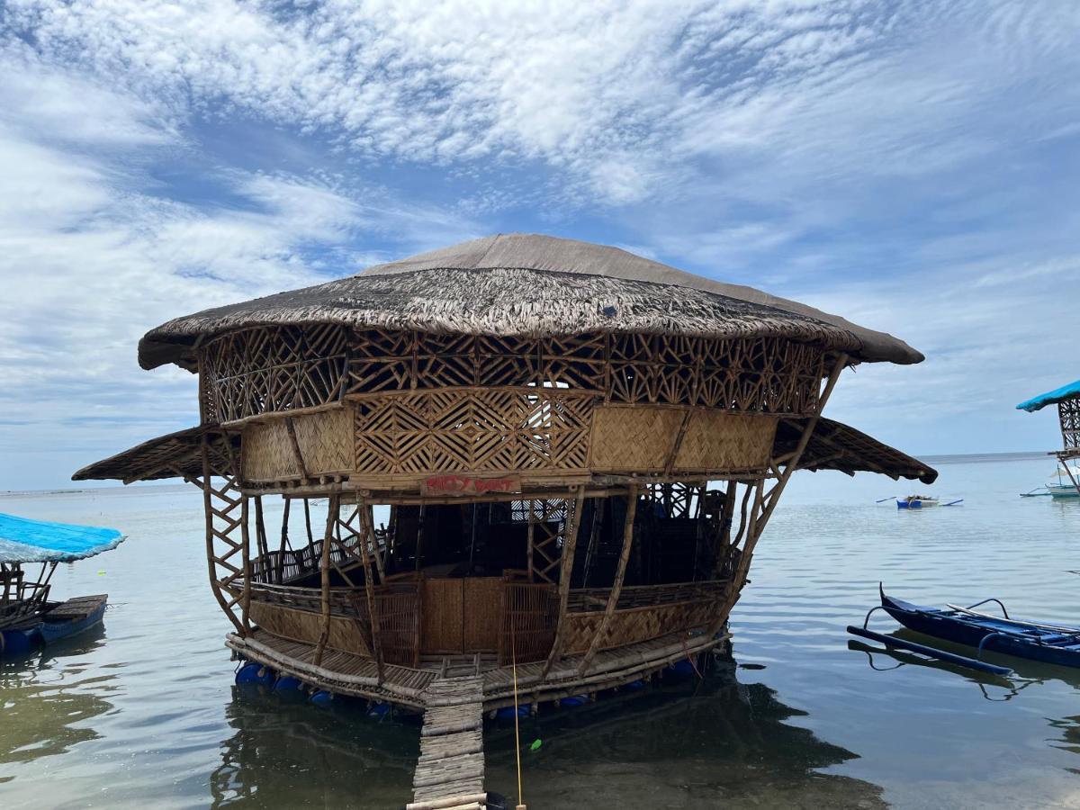 Bamboo Nest Beachfront Floating Tent Hotell Puerto Princesa Exteriör bild